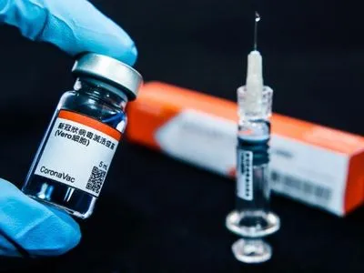 Мексика отримала третю партію китайської вакцини від COVID-19