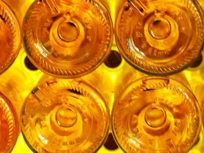 Французький винороб випустив помаранчеве біовино: в чому полягає цікава особливість