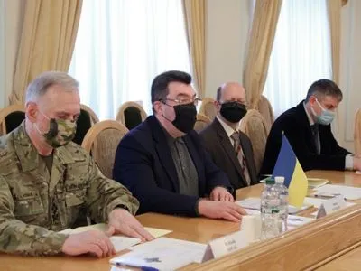 Данілов обговорив з представниками ОБСЄ ситуацію з безпекою в Придністров'ї