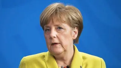 Меркель закликала Україну продовжувати боротьбу з корупцією, судову та земельну реформи