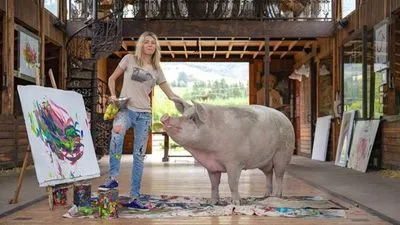 Нарисованный свиньей портрет принца Гарри продали за 90 тысяч гривен