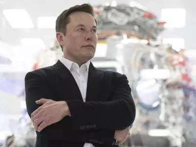 Компанію Tesla закриють, якщо її автомобілі будуть використовувати для шпигунства - Маск