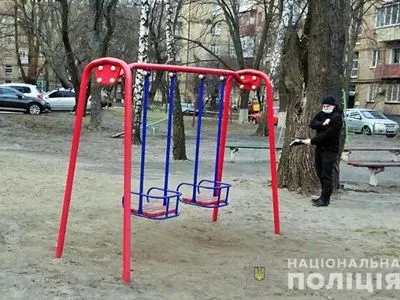 Навеселе приставал к 14-летней девочке и показывал половой орган: в Киеве задержали иностранца
