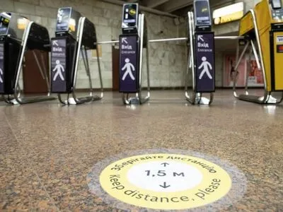 Київ визначився: метро та інший громадський транспорт на локдауні зупиняти не буде