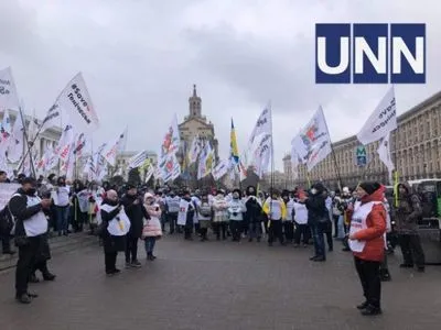 На Майдане Независимости собралась акция ФЛП против локдауна