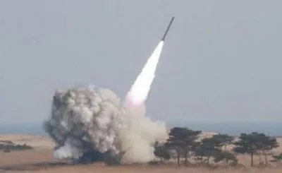 Японія вважає, що Північна Корея запустила балістичну ракету