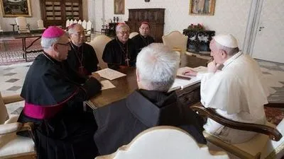 У Ватикані зменшать зарплати керівництву й духовенству через вплив коронавірусу