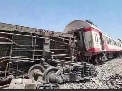 Кількість постраждалих в залізничній катастрофі в Єгипті зросла до 165