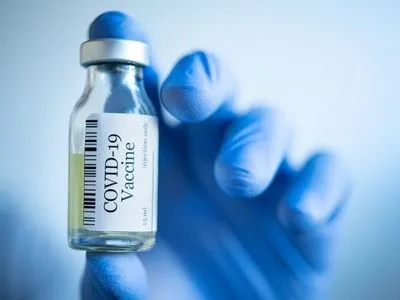 Институт сыворотки Индии задерживает запуск вакцины Novavax в стране
