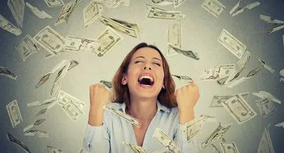 Сколько денег "для счастья" нужно украинцам - исследование Expensivity