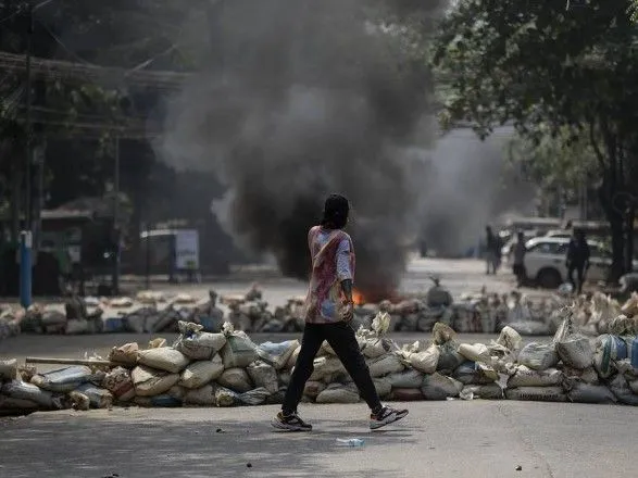 Генсек ООН призвал военных Мьянмы прекратить насилие и репрессии