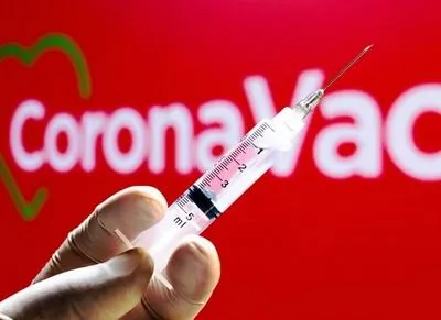 Добротна вакцина від COVID-19: професор пояснив особливості CoronaVac, якою скоро щеплюватимуть українців