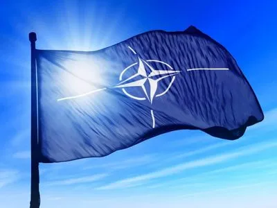 НАТО об эскалации на Донбассе: мы сохраняем бдительность и продолжаем следить за ситуацией