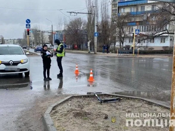 В Луганской области легковушка сбила 12-летнего ребенка