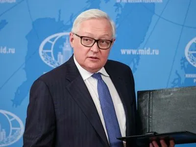 Заместитель Лаврова: Россия и США контактируют по Украине на высоком уровне