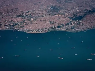 Турецькі адмірали у відставці виступили проти будівництва каналу біля Босфору: їх заарештували