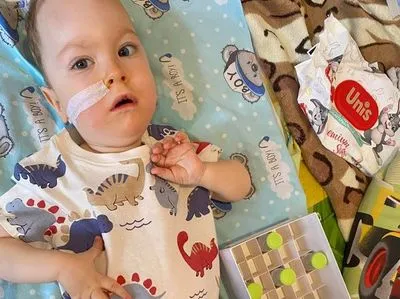 На Донеччині малюк з рідкісною хворобою отримав укол за 2,3 млн доларів