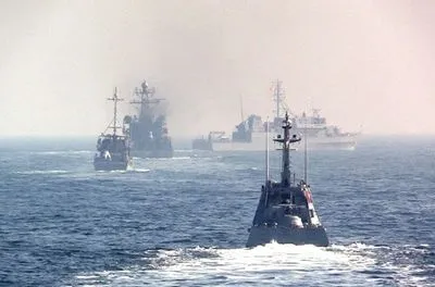 Из-а военных учений ВМС в шести портах Украины ограничили работу