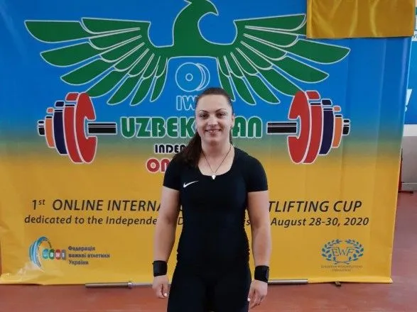 Сборная Украины завоевала третье "золото" чемпионата Европы по тяжелой атлетике в Москве