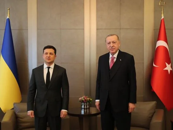 В Турции началась встреча Зеленского и Эрдогана с глазу на глаз