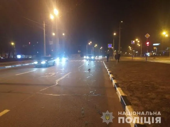 Переходил дорогу с нарушением: в Харькове Audi насмерть сбила полицейского
