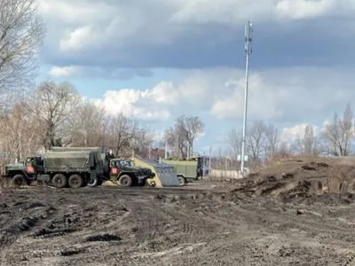 Sky News показали репортаж про новий польовий табір російських військових на кордоні з Україною