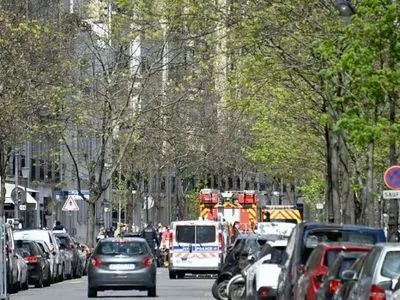 В Париже неизвестный открыл стрельбу возле больницы, есть жертва