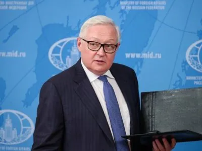 В МИД РФ заявили, что американским кораблям в Черном море стоит "держаться подальше" от оккупированного Крыма