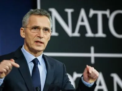 Генсек НАТО: Россия должна прекратить провокации в отношении Украины и прибегнуть к деэскалации немедленно