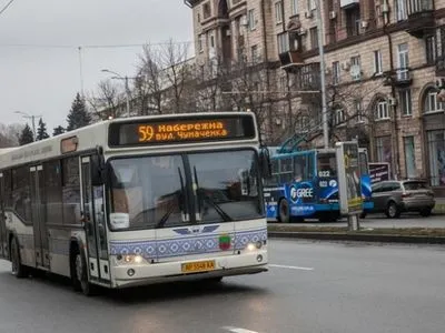 В Запорожье перевозки пассажиров общественным транспортом будут осуществляться по справкам