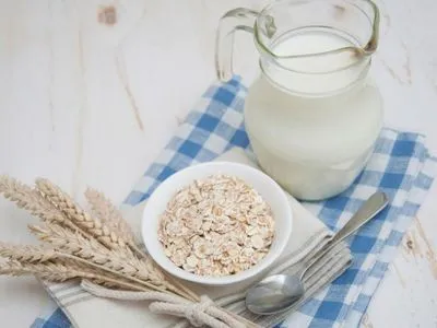 Фіни створили перший у світі алкоголь з вівсяного молока: цікаві подробиці