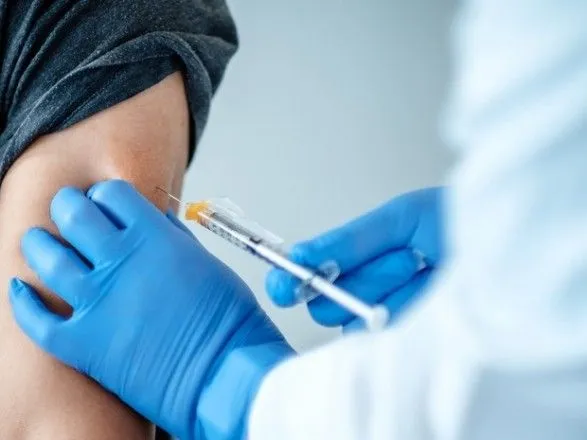 Темпы вакцинации: эпидемиолог рассказала, отстает ли Украина от всего мира