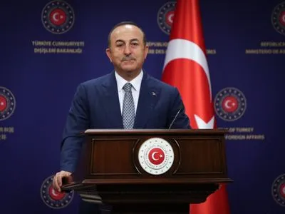 Глава МИД Турции заявил, что Анкара не поддерживает какую-либо из сторон российско-украинского конфликта