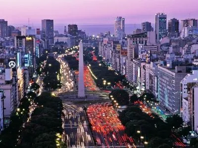 Аргентина посилює карантин у столиці: вводять комендантську годину