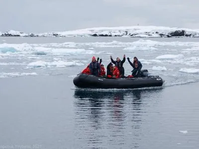 На станцію “Академік Вернадський” прибула 26-та антарктична експедиція