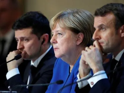 Зеленський, Меркель та Макрон закликали Росію відвести війська від українського кордону