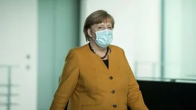 Ангела Меркель зробила перше щеплення вакциною AstraZeneca