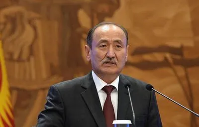 Глава МОЗ Киргизстану вважає можливим лікування коронавірусу аконітом, який називають отруйним