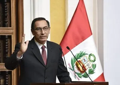 Екс-президенту Перу Віскарру заборонено заступати на державні посади через скандал з вакцинами