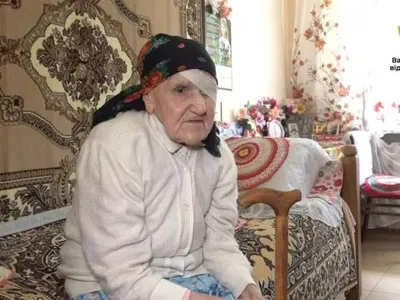 В Украине привили Pfizer 99-летнюю женщину