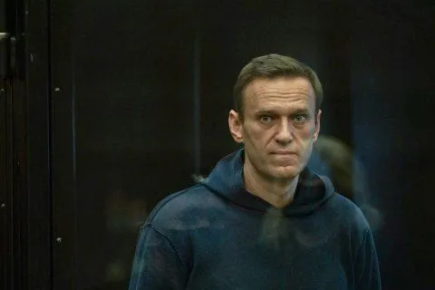 Врачи просят Навального прекратить голодовку, потому что боятся смерти пациента