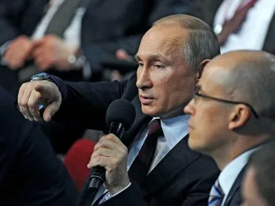 Кремль: если Путин сочтет нужным - он ответит Зеленскому сам