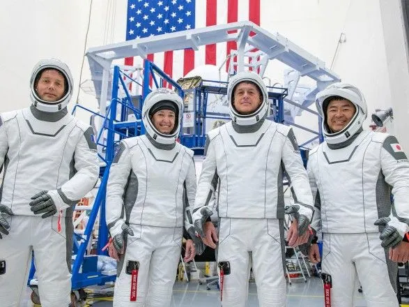 Корабль SpaceX сегодня совершит второй пилотируемый полет на МКС