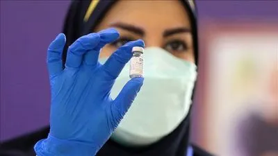В Ірані запустили серійне виробництво вітчизняної вакцини COVIRAN Bereket