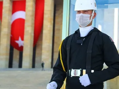 Жорсткий карантин у Туреччині не поширюватиметься на іноземних туристів