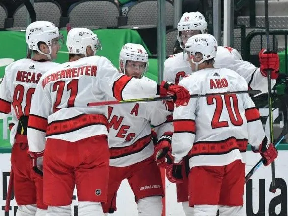 Четвертий клуб НХЛ кваліфікувався в плей-офф Кубку Стенлі