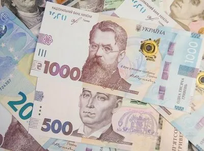 Українцям повернули виплату "лікарняних" у разі хвороби або травми: підписано закон