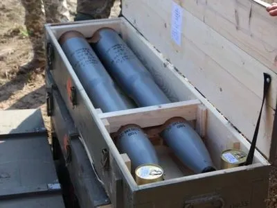 Українські військові випробували "дефіцитні" чеські снаряди до гармати "Рапіра"