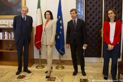 Тіхановська обговорила з владою Італії "розумні санкції" проти режиму Лукашенка