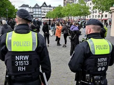 В Германии задержали мужчину, который рассылал письма с правоэкстремистскими угрозами